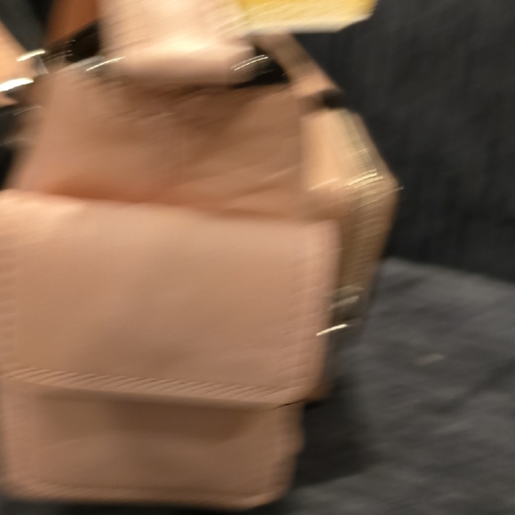 Michael Kors Blush Leather Crossbody Bag - Picture 4 of 14